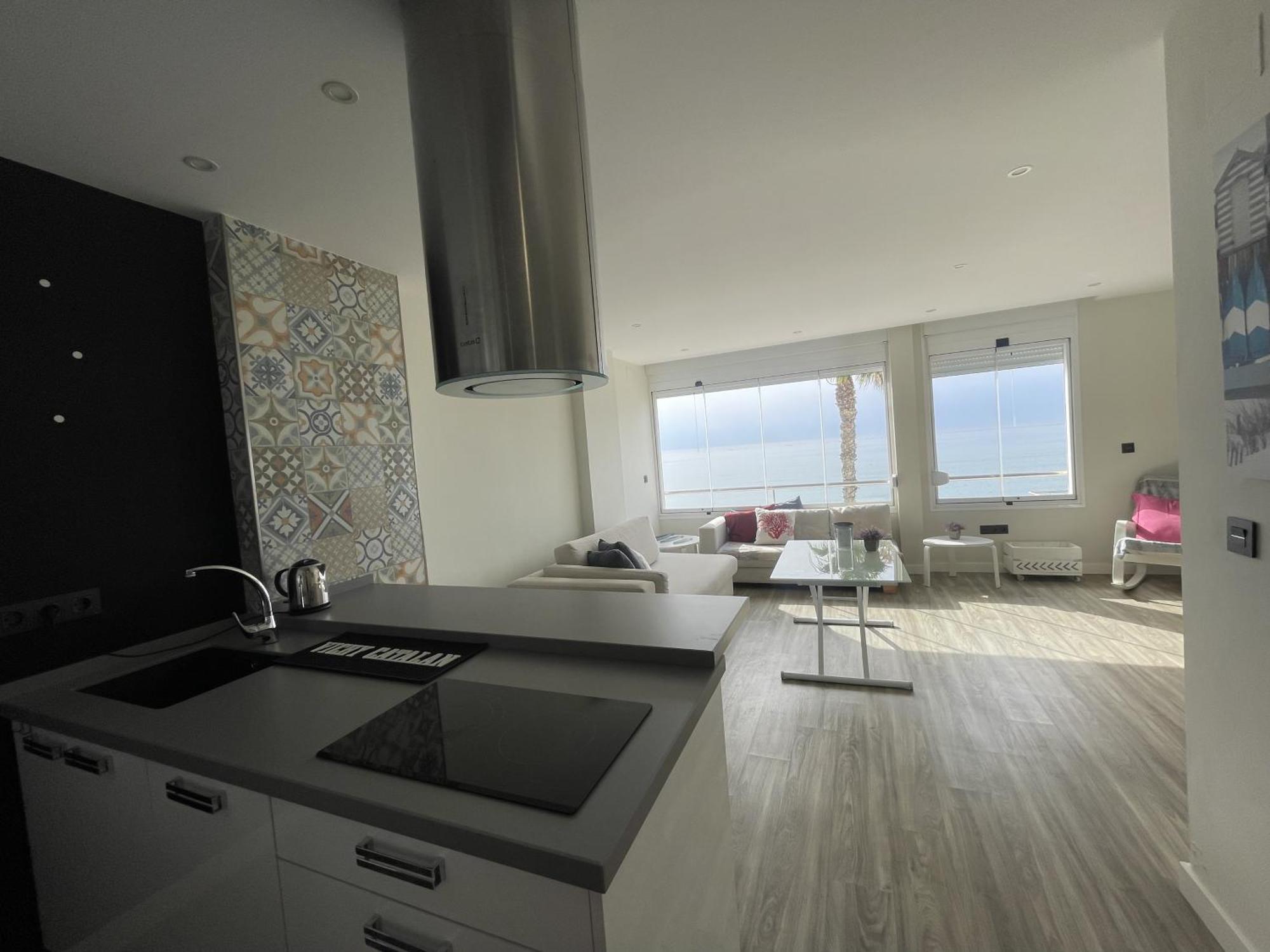 شقة Moderno Piso Mirando Al Mar توريمولينوس المظهر الخارجي الصورة