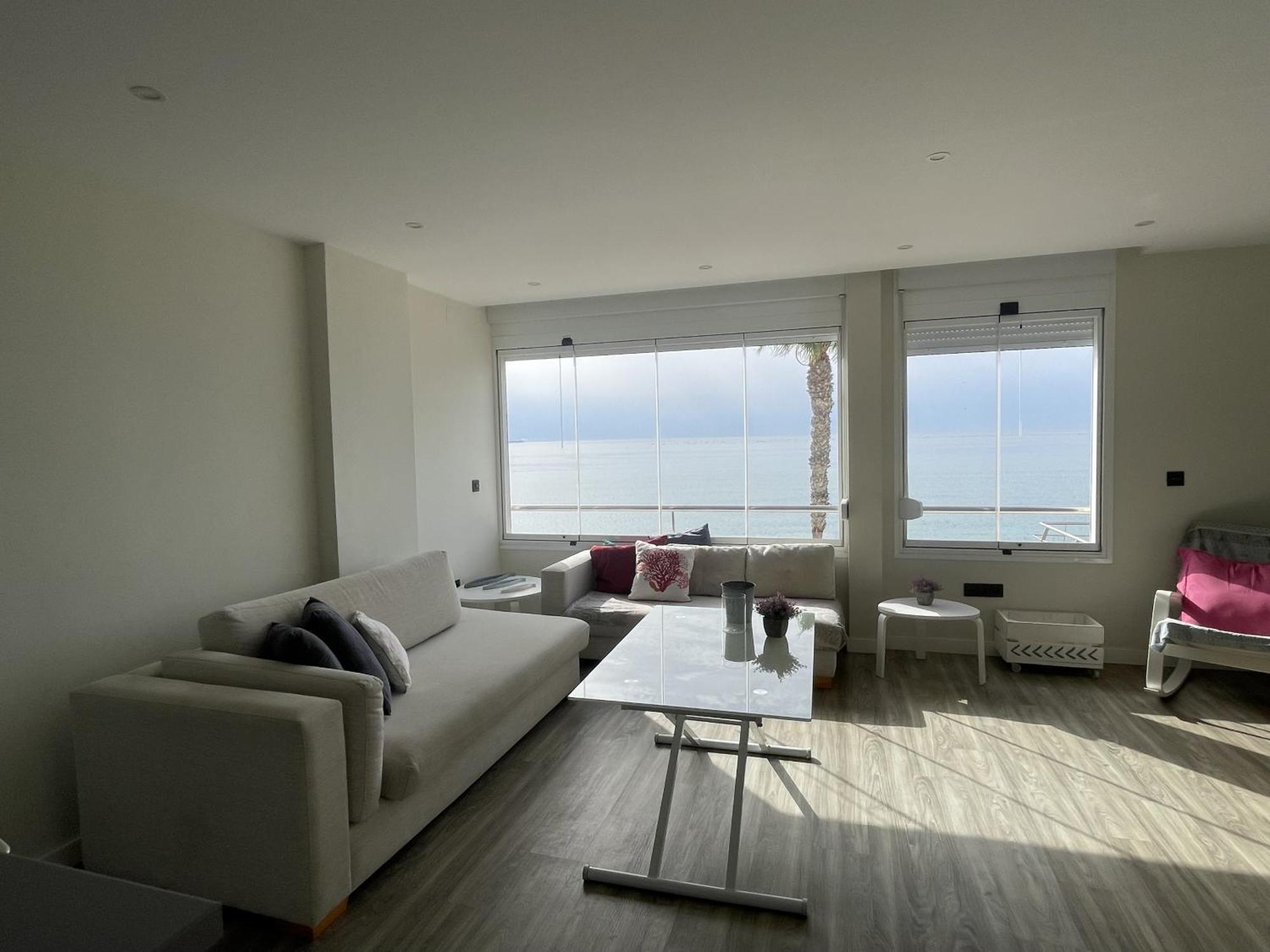 شقة Moderno Piso Mirando Al Mar توريمولينوس المظهر الخارجي الصورة